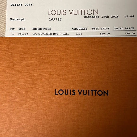 Louis Vuitton Victorine Wallet - Picture 11 of 12